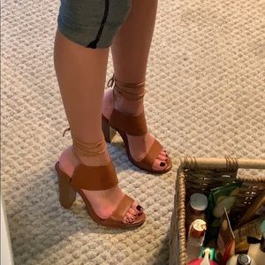 Super cute boutique heels